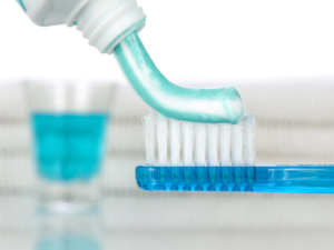 whitening toothpaste