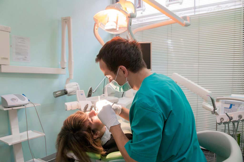 Milan dentist